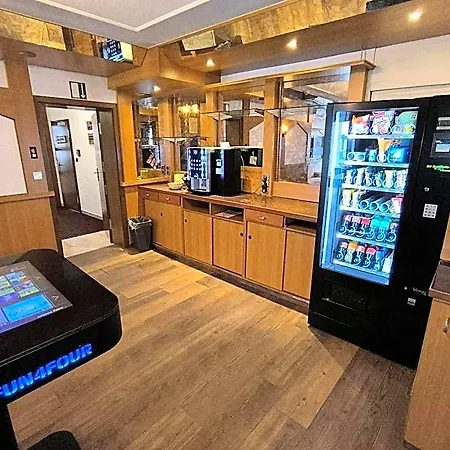 מלון Smart B&b1 Bb1 135 *